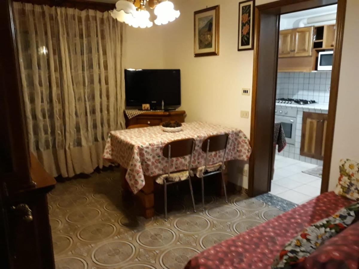 Appartamento al 2° Piano Saint-Vincent Esterno foto