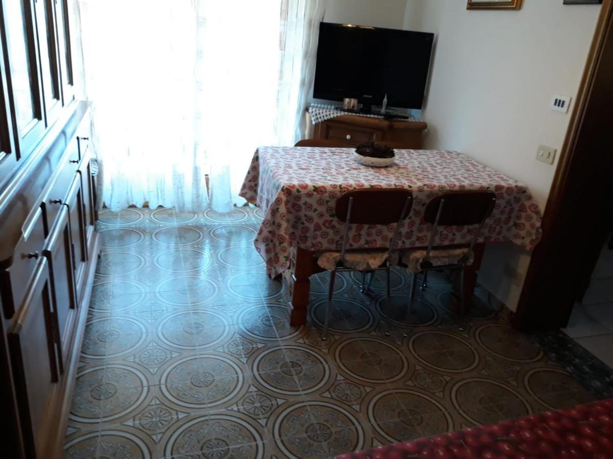 Appartamento al 2° Piano Saint-Vincent Esterno foto